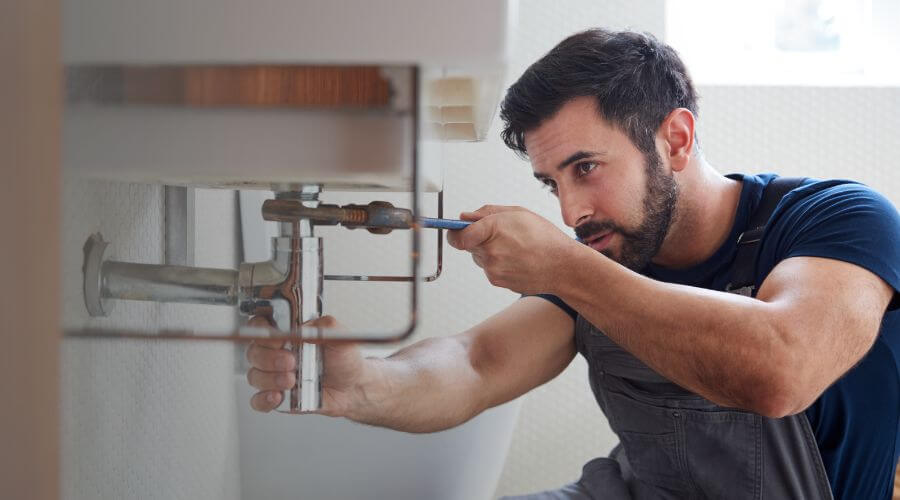 Garbage disposal repair in Fossil, OR